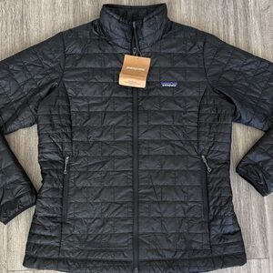 NWT!! Patagonia Nano Puff Jacket Womens XL Black Puffer Coat 50% OFF! MSRP $239